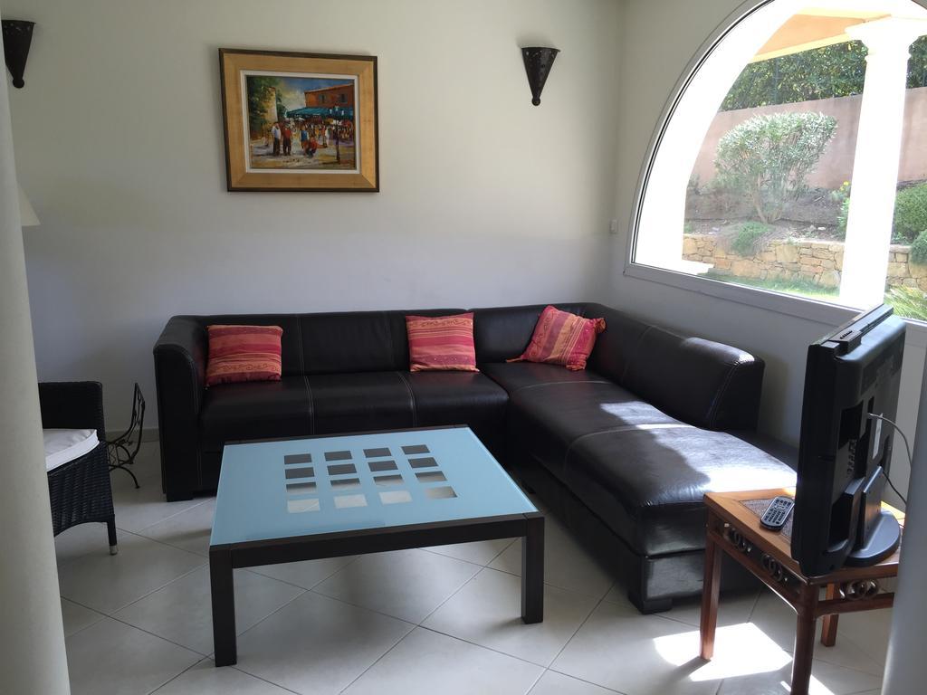 Belle Villa Dans Clos Prive - Saint Raphael Boulouris מראה חיצוני תמונה